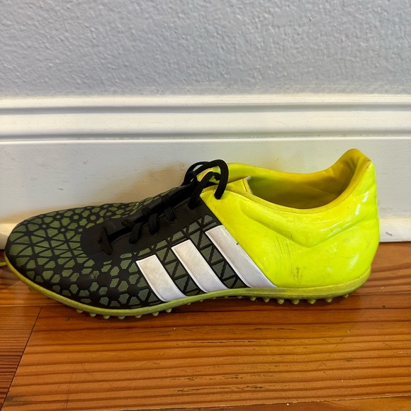 Adidas Ace 15.3 turf cleats - Picture 3 of 7